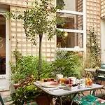 Hotel De Sevres