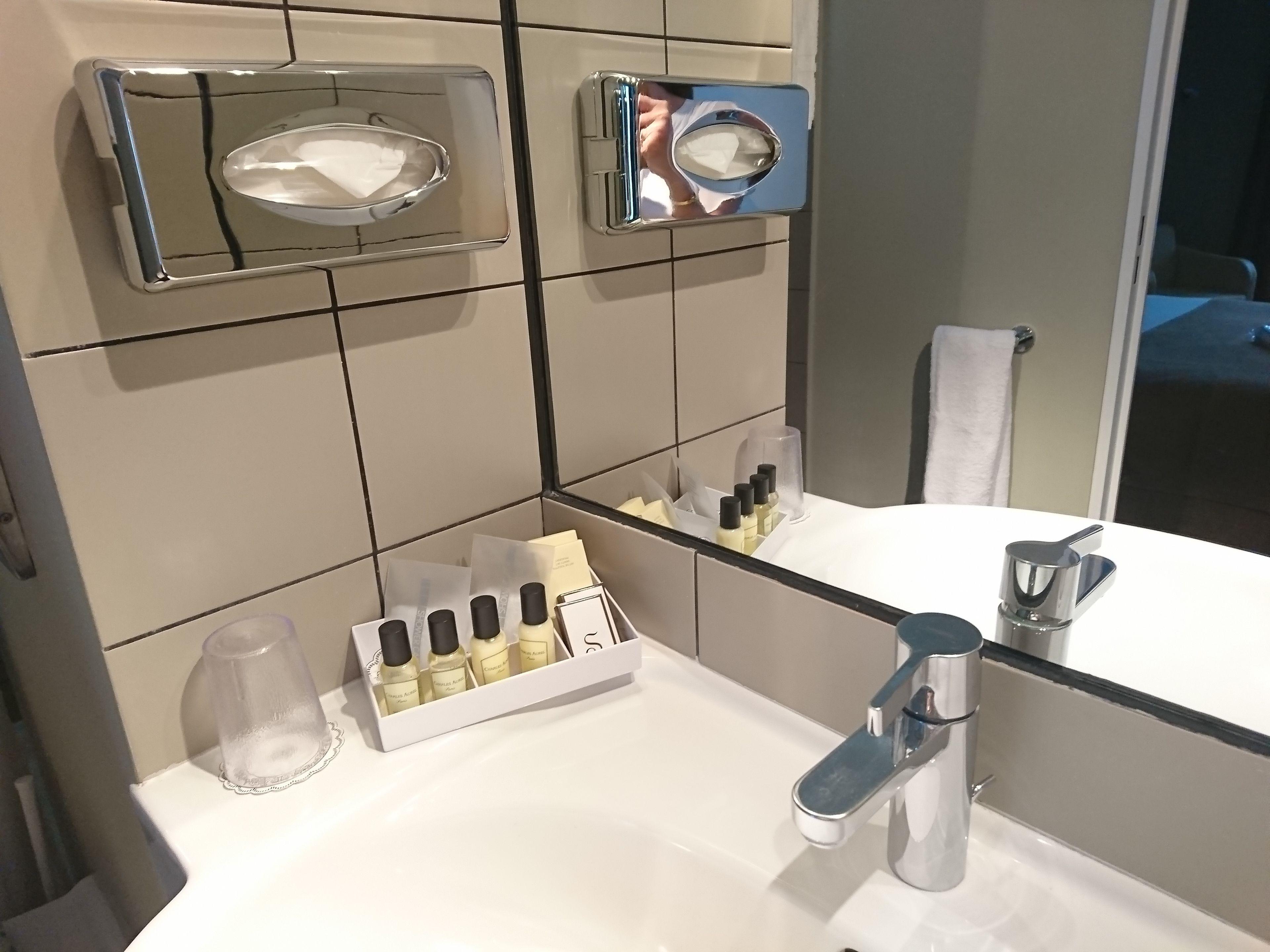 De Sevres 3* Paris