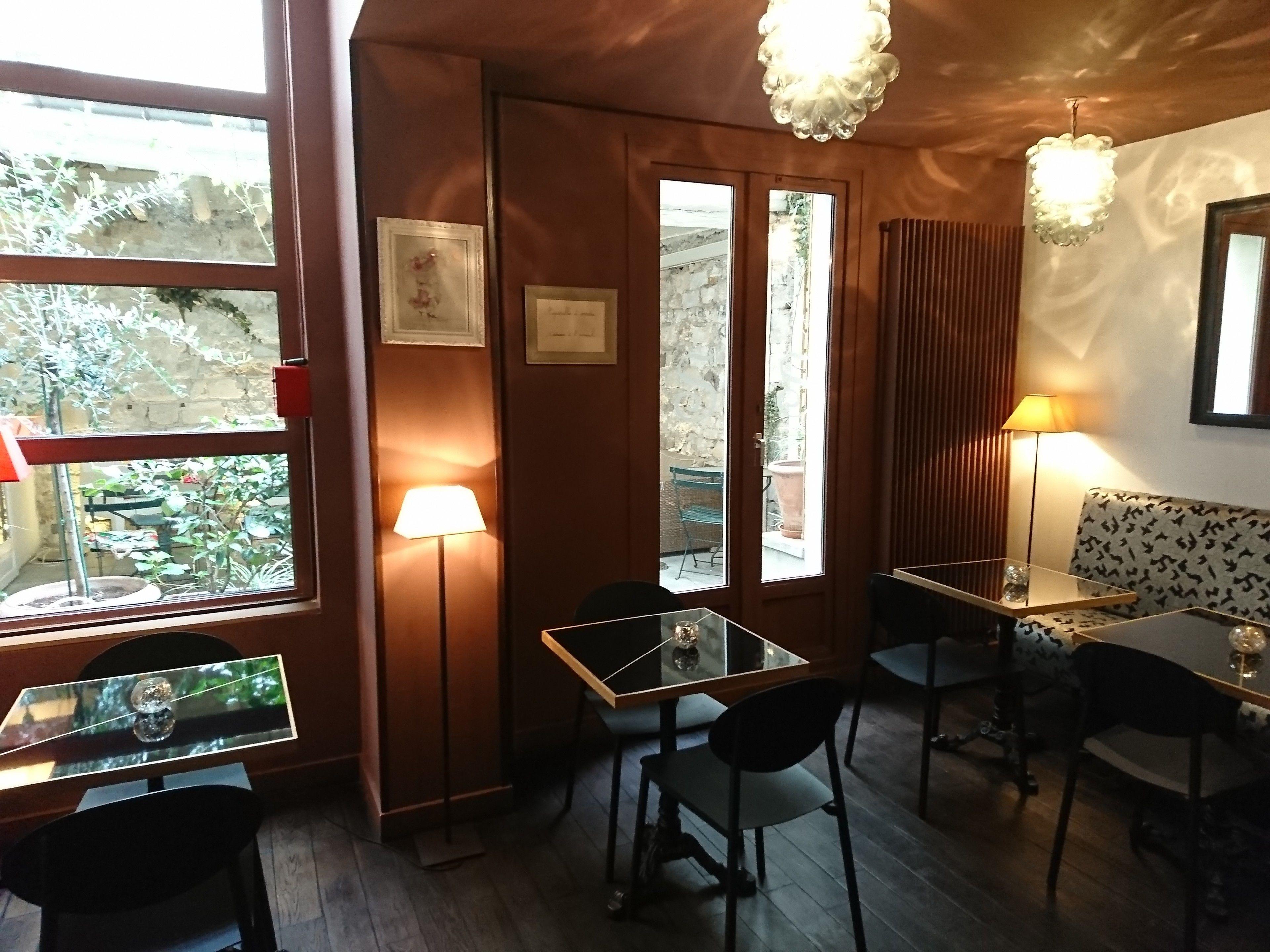 De Sevres Hotel Paris