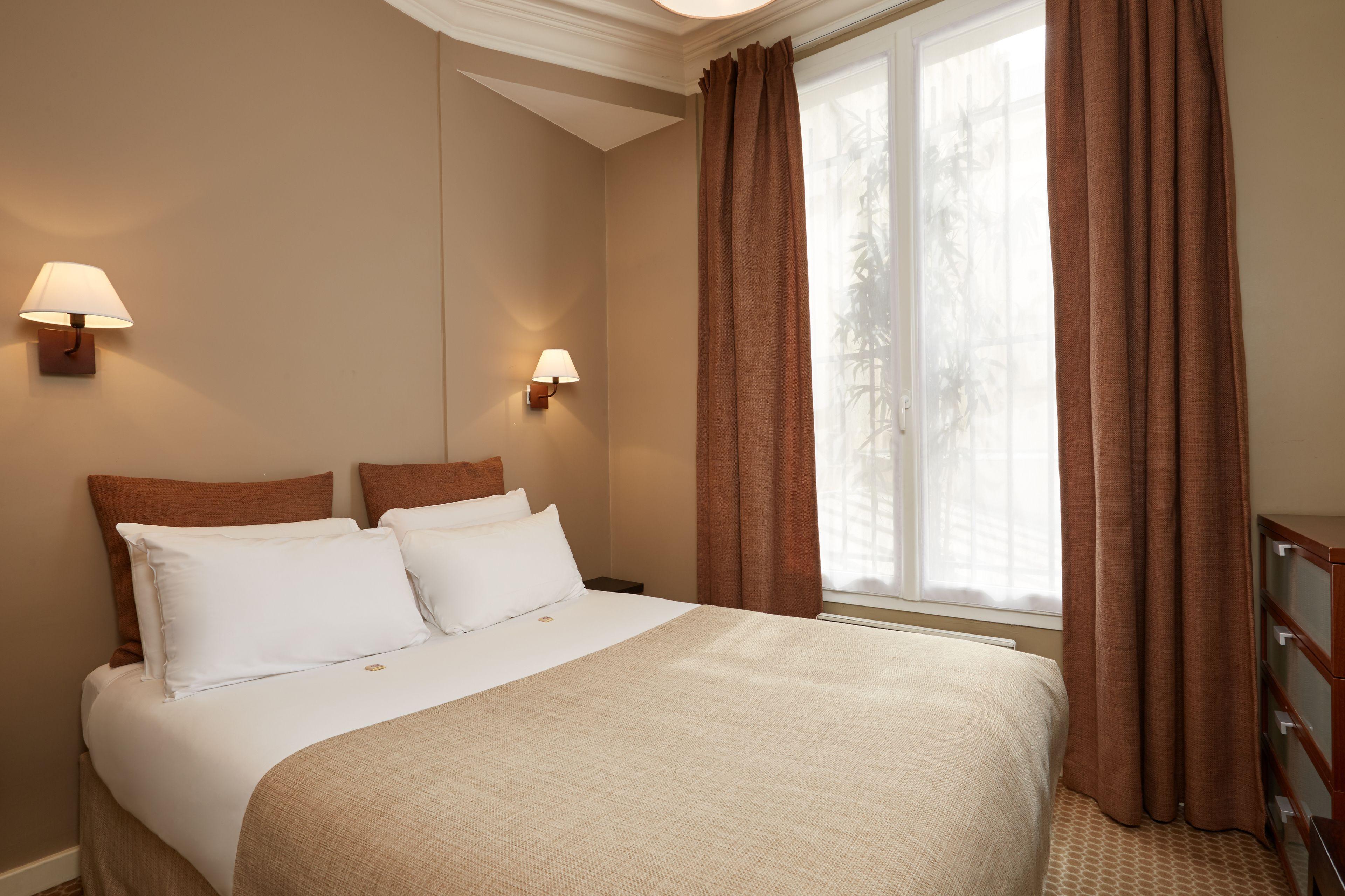 Hotel De Sèvres Parigi